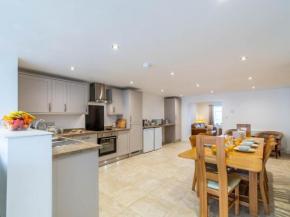 4 Bed in Langtoft 81235